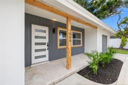 Picture of 1050 55Th Avenue S, St Petersburg, FL 33705