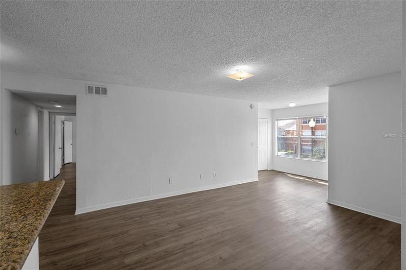 Picture of 5156 Conroy Road Unit 1124, Orlando FL 32811
