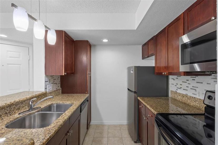Picture of 5156 Conroy Road Unit 1124, Orlando FL 32811