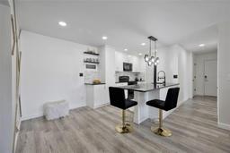 Picture of 6142 Westgate Drive Unit 204, Orlando, FL 32835
