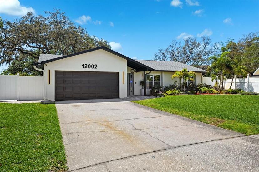Picture of 12002 Anchor Way, Largo FL 33778