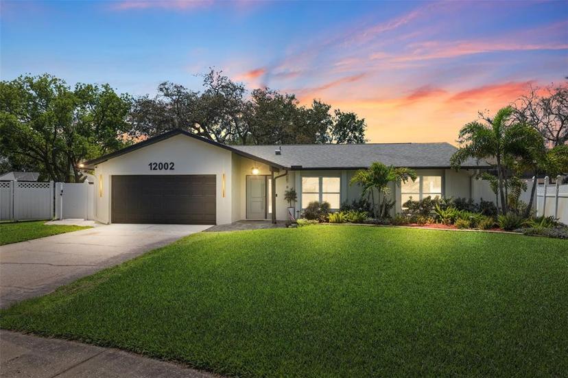 Picture of 12002 Anchor Way, Largo FL 33778
