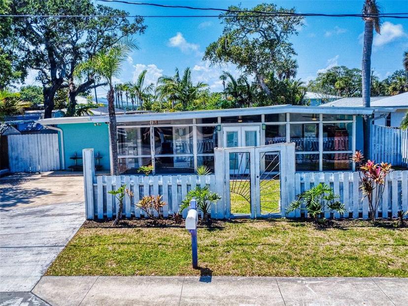 Picture of 650 S Pine Street, New Smyrna Beach FL 32169