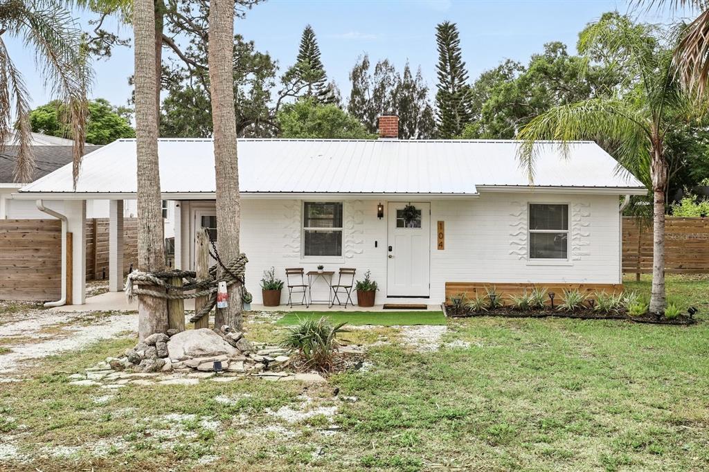 Picture of 104 Hester Avenue, New Smyrna Beach, FL 32168