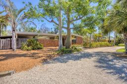 Picture of 20 Spaniards Rd, Placida, FL 33946