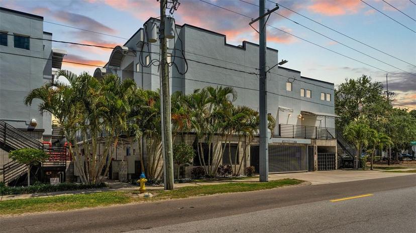 Picture of 5008 S Macdill Avenue Unit 12, Tampa FL 33611