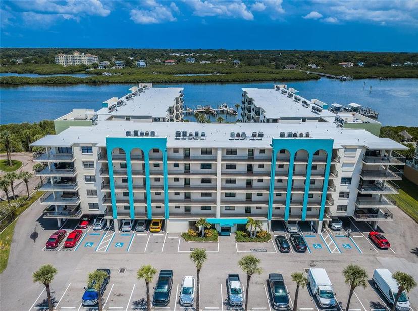 Picture of 19531 Gulf Boulevard Unit 604, Indian Shores FL 33785