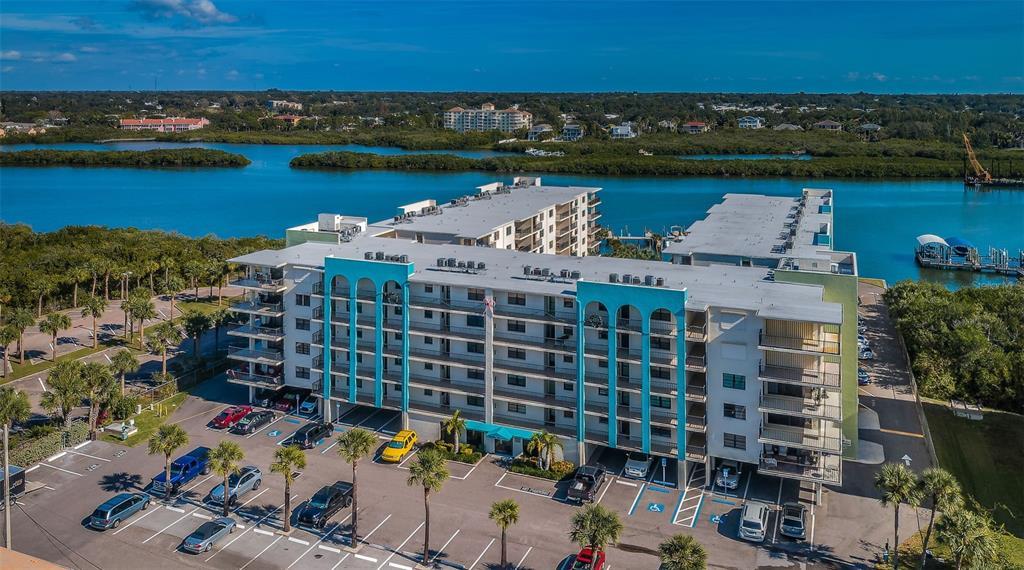 Picture of 19531 Gulf Boulevard Unit 604, Indian Shores, FL 33785