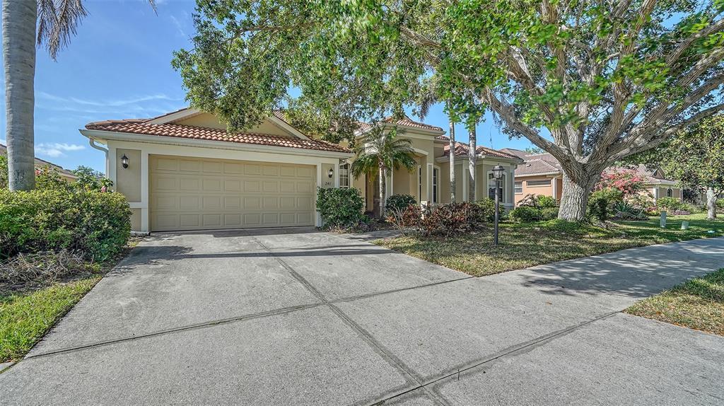 Picture of 241 Willow Bend Way, Osprey, FL 34229