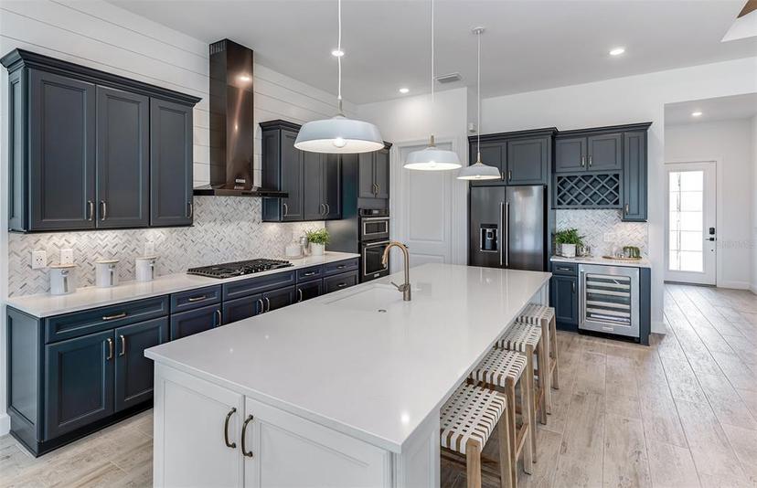 Picture of 10388 Sun Isle Drive, Englewood FL 34223