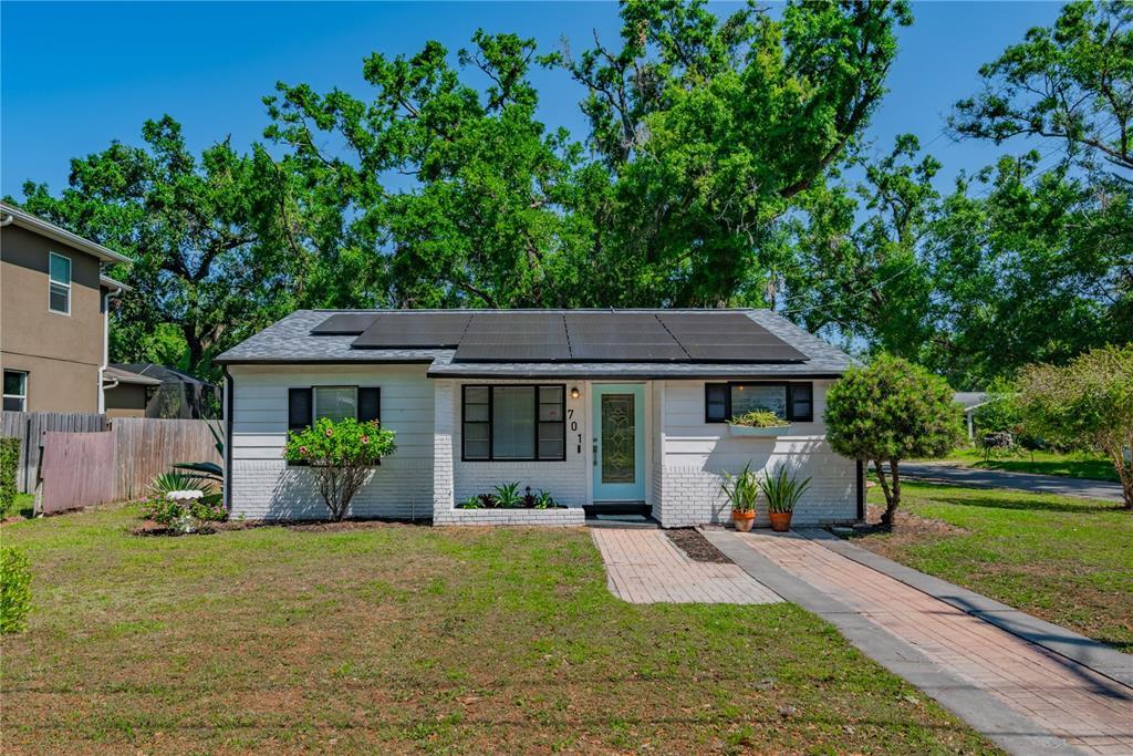Picture of 701 W Idlewild Avenue, Tampa, FL 33604