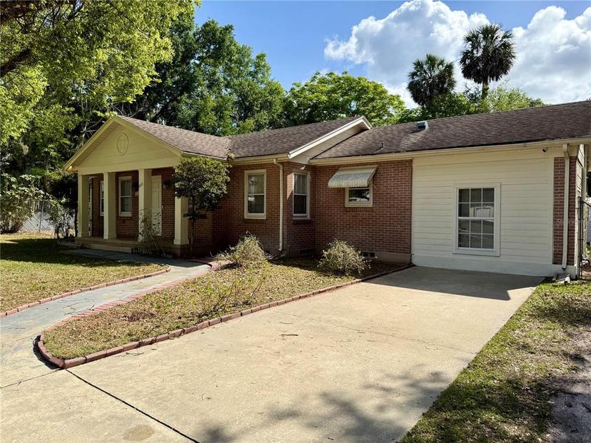 Picture of 111 S Delaware Avenue, Deland FL 32720