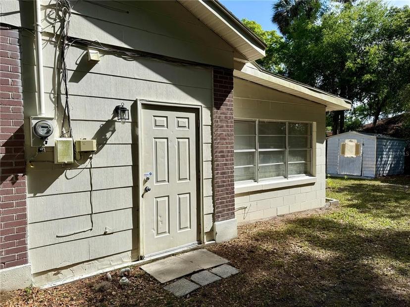 Picture of 111 S Delaware Avenue, Deland FL 32720