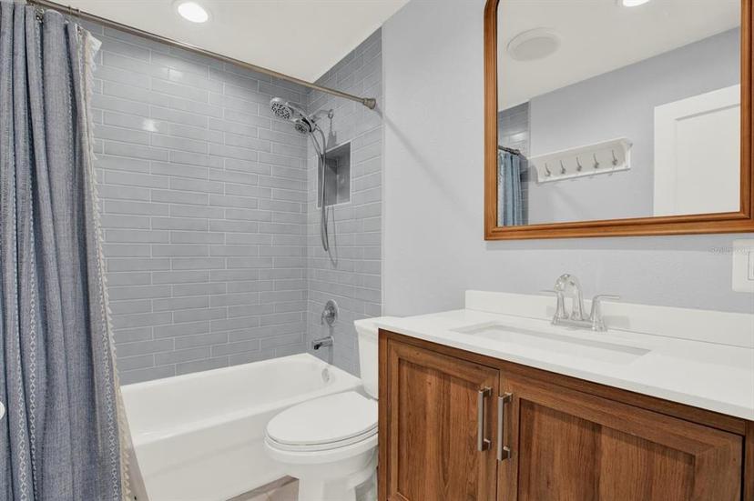 Picture of 4701 6Th Avenue S, St Petersburg FL 33711