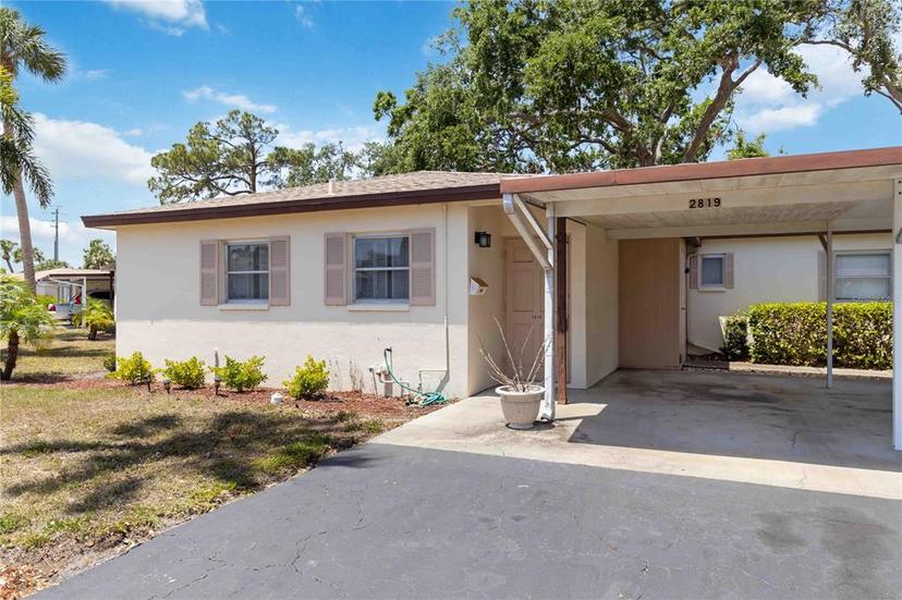 Picture of 2819 Swifton Drive Unit 9, Sarasota FL 34231
