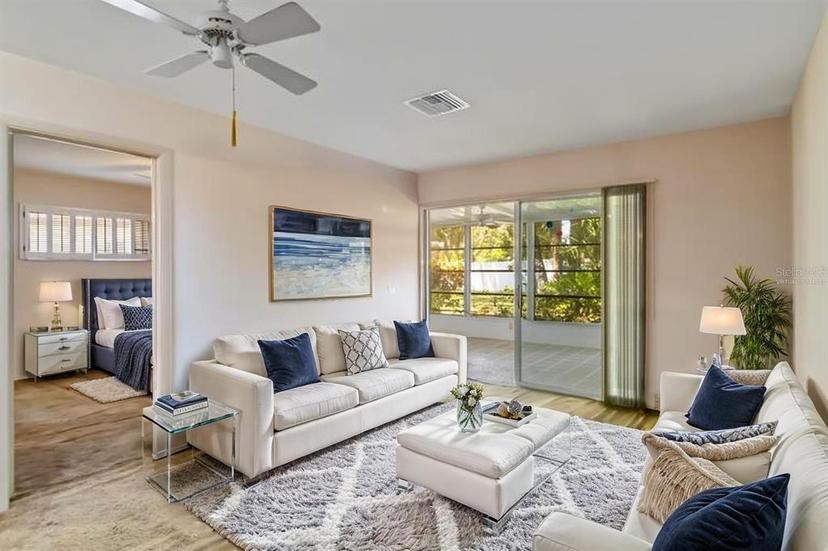 Picture of 2819 Swifton Drive Unit 9, Sarasota FL 34231