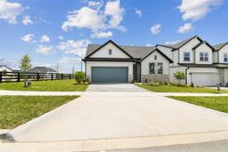 Picture of 16998 Cedar Valley Circle, Clermont, FL 34711