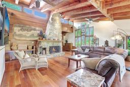 Picture of 17507 Waterline Rd, Bradenton, FL 34212