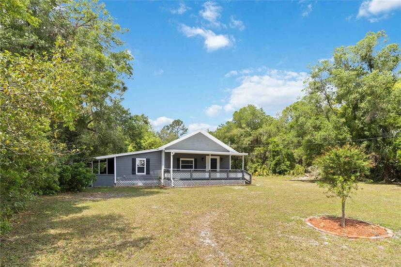 Picture of 350 S Volusia Avenue, Pierson FL 32180