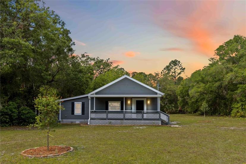 Picture of 350 S Volusia Avenue, Pierson FL 32180