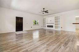 Picture of 350 S Volusia Avenue, Pierson, FL 32180