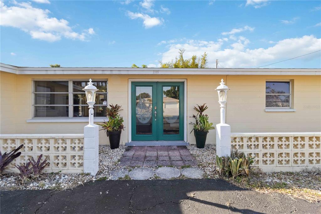 Picture of 2105 Georgia Avenue, Englewood, FL 34224