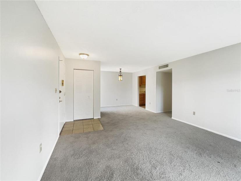 Picture of 524 Orange Drive Unit 22, Altamonte Springs FL 32701