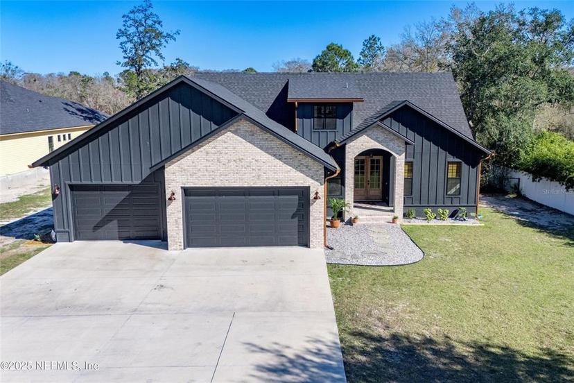 Picture of 10435 SW 80Th Place, Hampton FL 32044