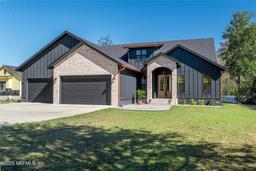 Picture of 10435 SW 80Th Place, Hampton, FL 32044