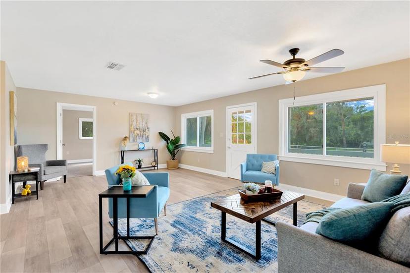 Picture of 602 Stephens Road, Ruskin FL 33570