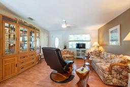Picture of 3066 19Th Place Sw, Largo, FL 33774