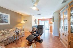 Picture of 3066 19Th Place Sw, Largo, FL 33774