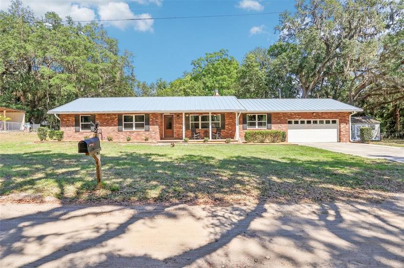 Picture of 42116 E Lakeview Drive, Altoona FL 32702