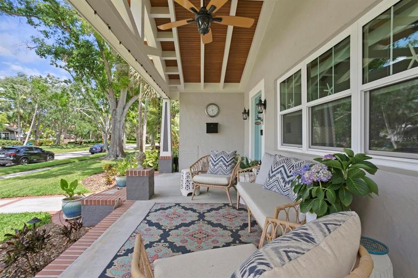 Picture of 636 16Th Avenue Ne, St Petersburg FL 33704