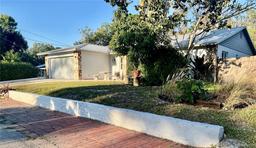 Picture of 1010 Gun Club Road, Sarasota, FL 34232