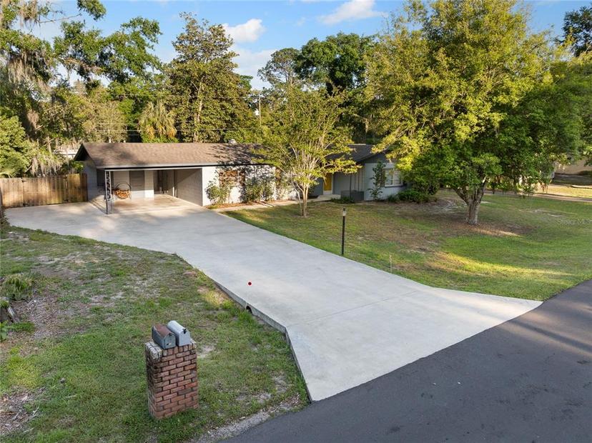 Picture of 1909 NW 36Th Drive, Gainesville FL 32605
