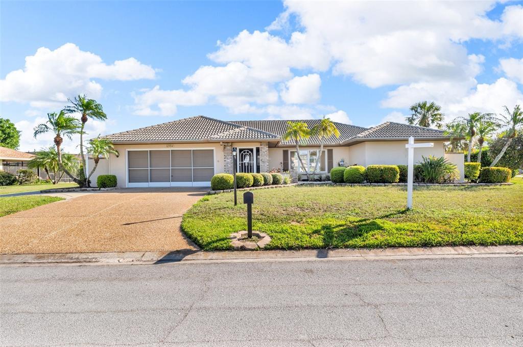 Picture of 6994 Country Lakes Circle, Sarasota, FL 34243