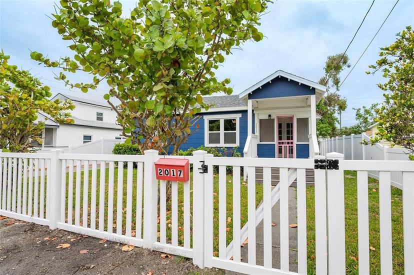 Picture of 2017 Oceanview Place, Tampa FL 33605
