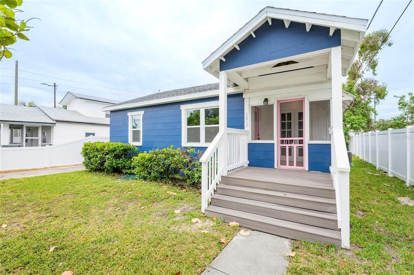 Picture of 2017 Oceanview Place, Tampa FL 33605