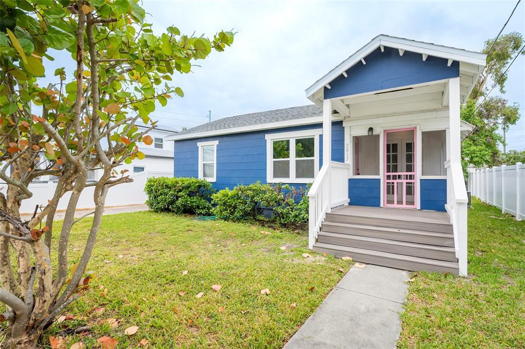 Picture of 2017 Oceanview Place, Tampa, FL 33605