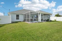Picture of 235 NW 25Th Place, Cape Coral, FL 33993