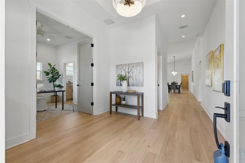 Picture of 1514 55Th Avenue N, St Petersburg FL 33703