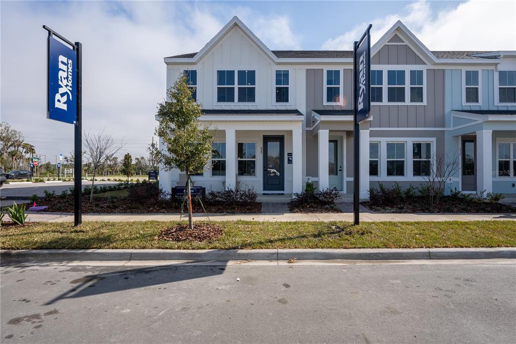 Picture of 667 Four Leaf Avenue, Debary, FL 32713