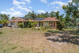Picture of 2417 6Th Avenue Drive E, Bradenton, FL 34208