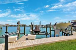 Picture of 425 150Th Avenue Unit 2501, Madeira Beach, FL 33708