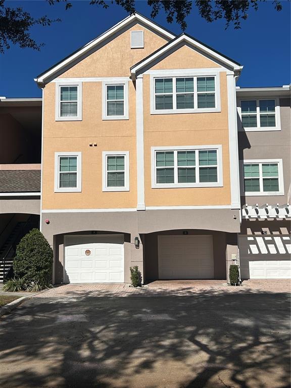 Picture of 6685 Queens Borough Avenue Unit 304, Orlando, FL 32835