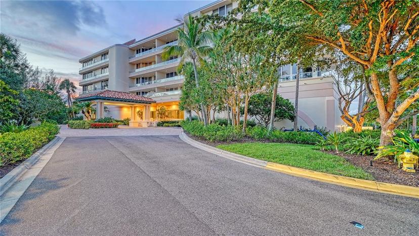 Picture of 3080 Grand Bay Boulevard Unit 533, Longboat Key FL 34228