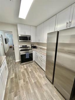 Picture of 2400 4Th Avenue S, St Petersburg, FL 33712