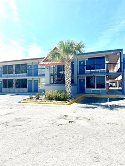 Picture of 43420 Highway 27 Unit 438, Davenport, FL 33837