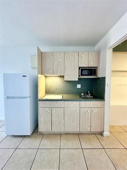 Picture of 43420 Highway 27 Unit 438, Davenport, FL 33837